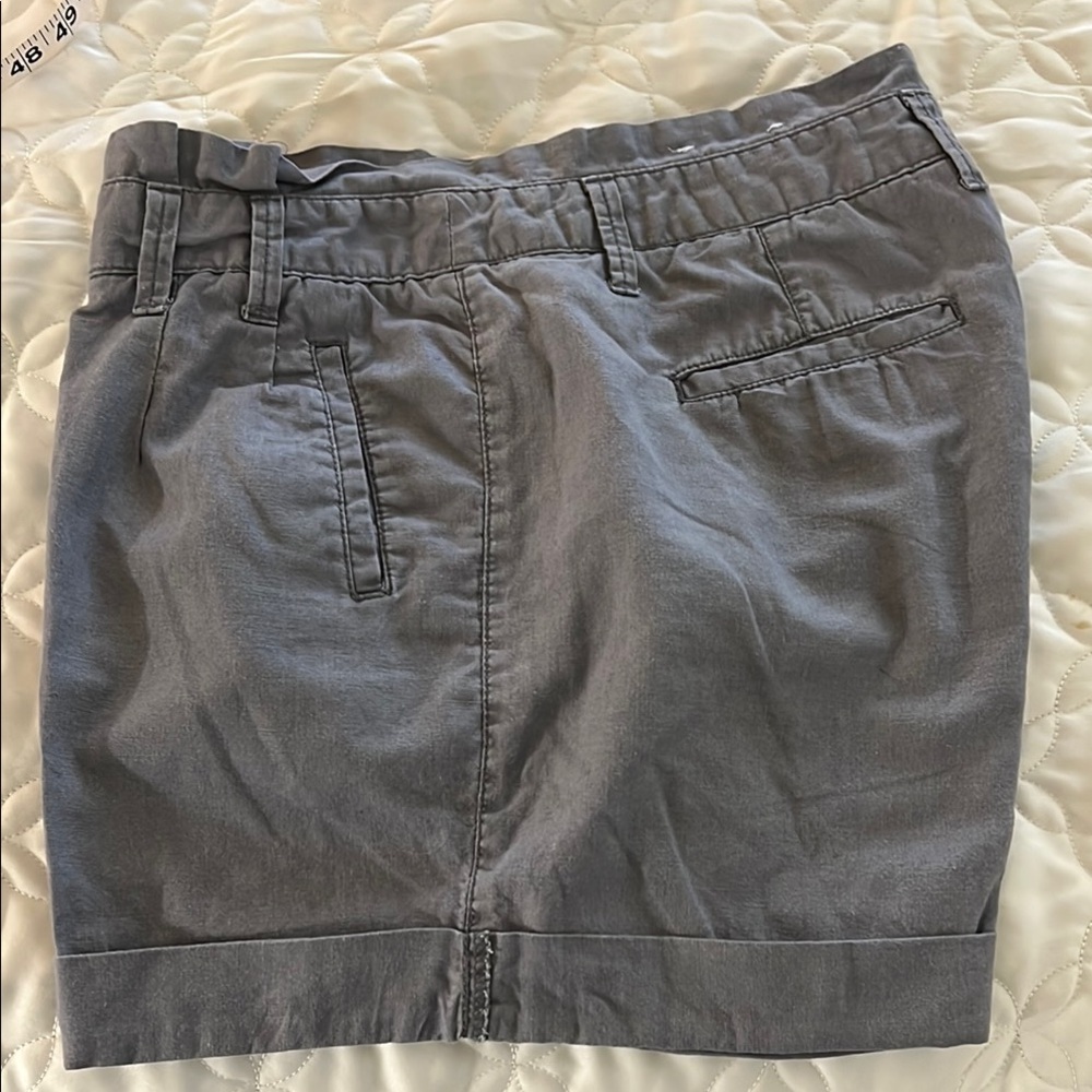 Sonoma Modern Shorts Gray Casual Cuffed Ruffle waist - Picture 4 of 5